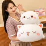 chat en peluche coussin dorsal